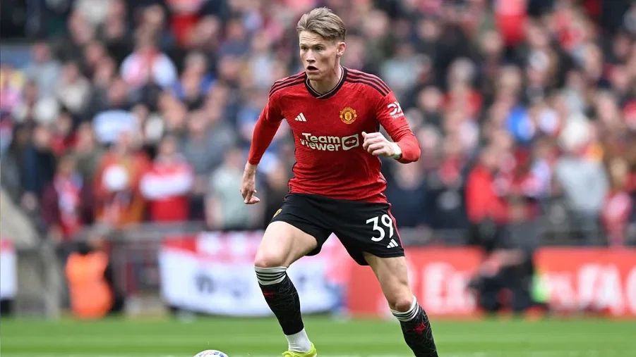 Tin chuyển nhượng MU 14/7: McTominay chia tay Manchester United; De Jong báo tin vui cho Man Utd